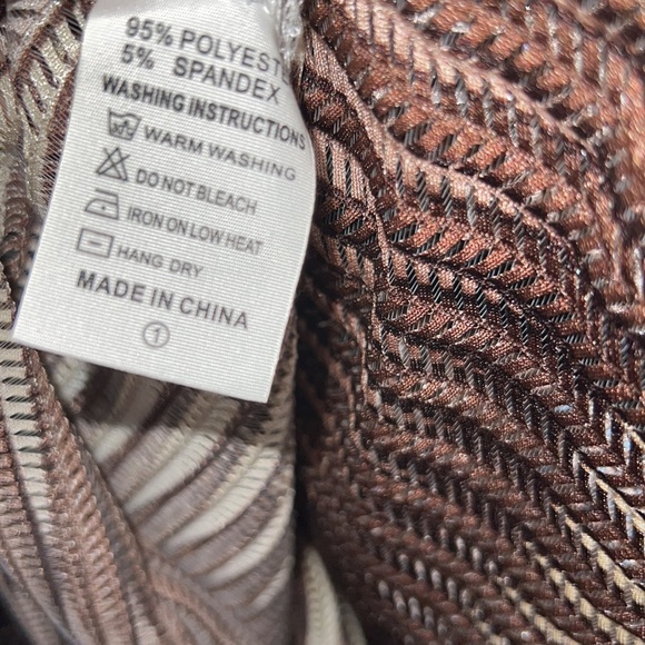 Sleeve less Dress - Picture 10 of 14